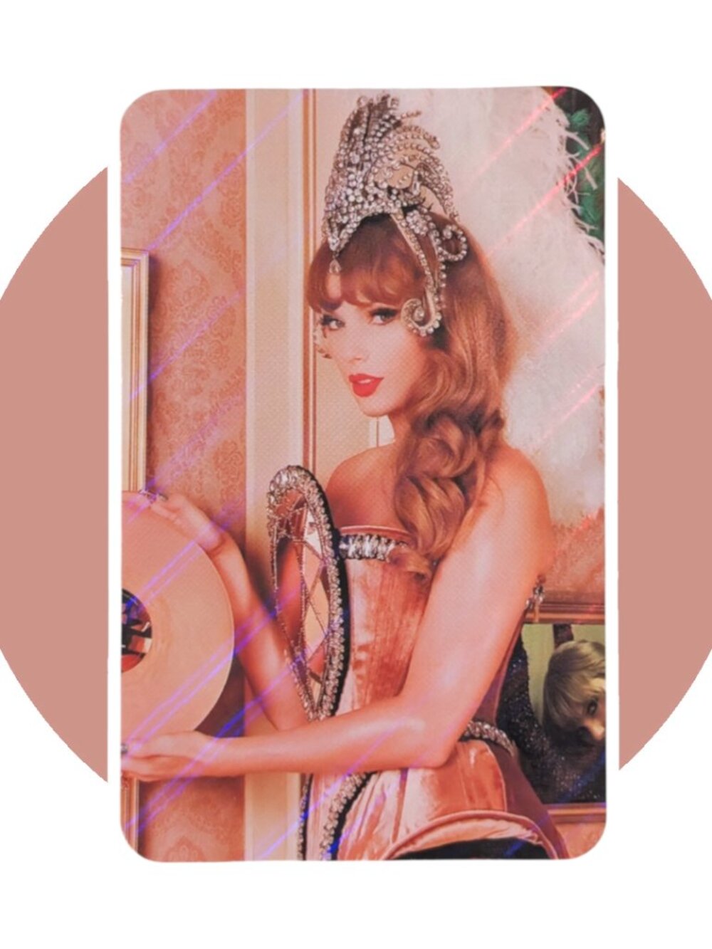 Taylor Swift Photo Art Trading Card (O09): The Crowd is Your King, 3.25 in.